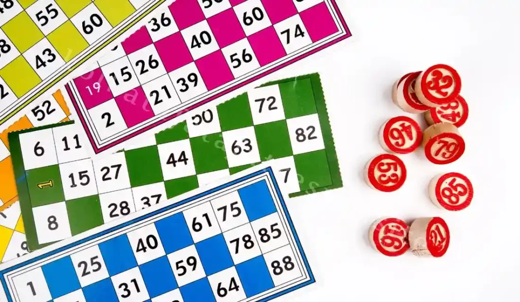 User checking Kolkata Fatafat live result online on mobile